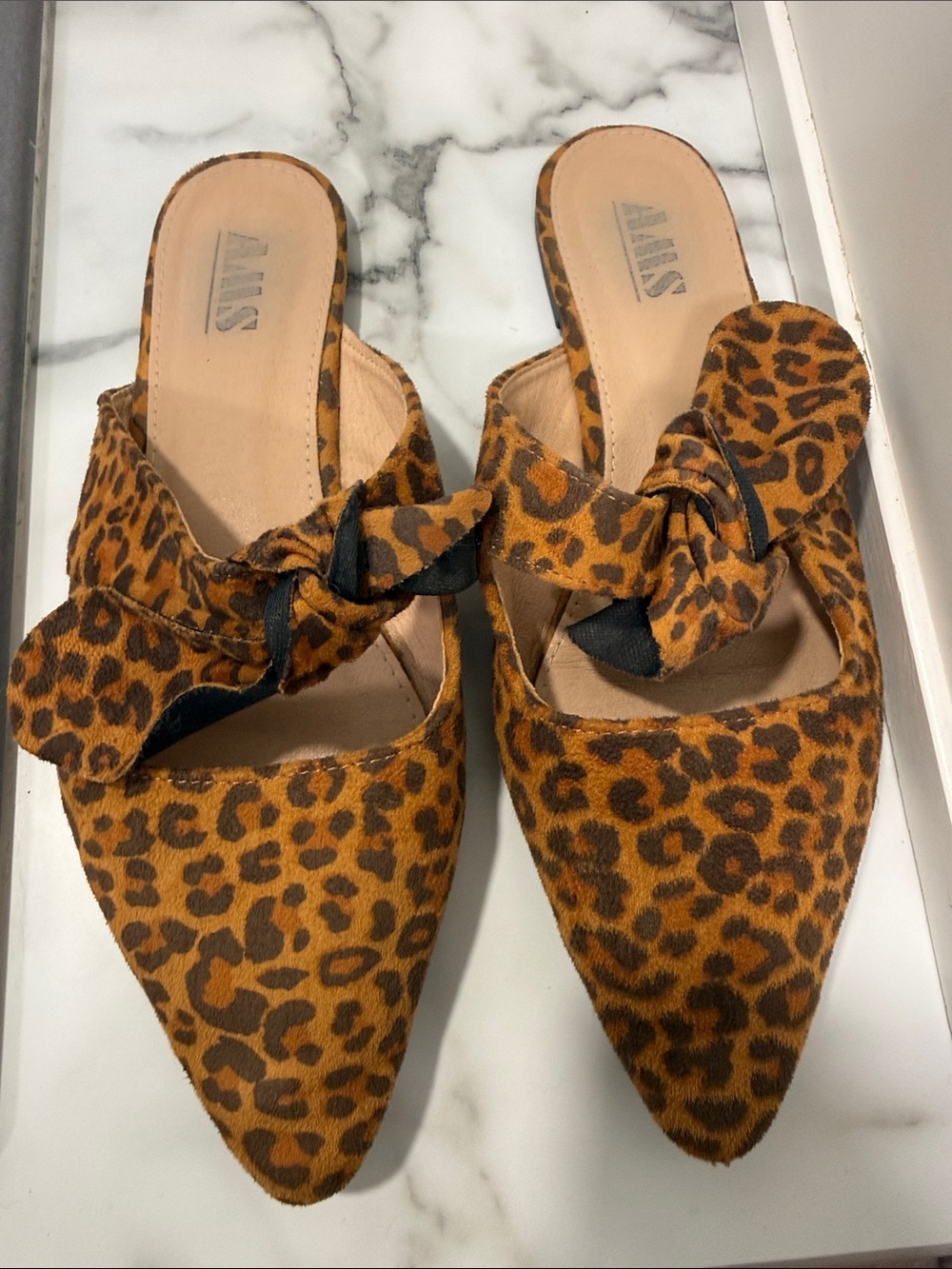 AMS leopard print slip-on mule flats Women’s Size 8.5